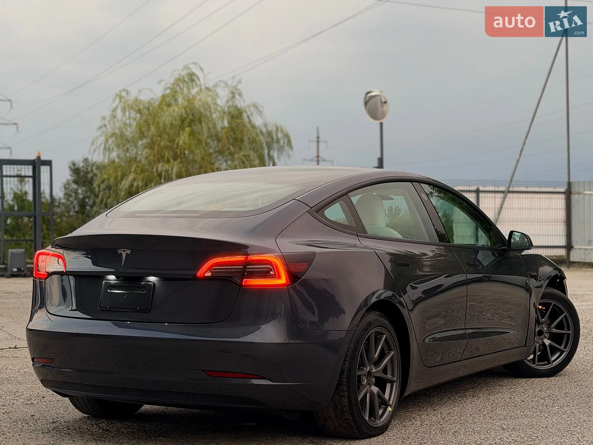 2024 Tesla Model 3 - мініатюра 8