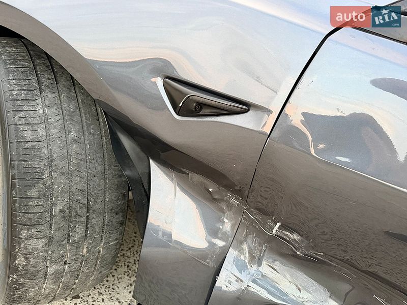 Седан Tesla Model 3 2024 в Дрогобыче