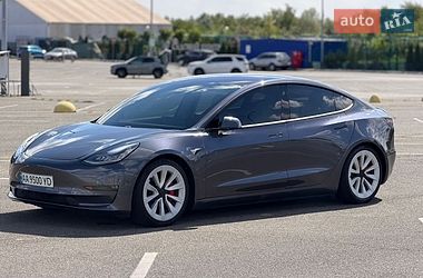 Седан Tesla Model 3 2018 в Киеве
