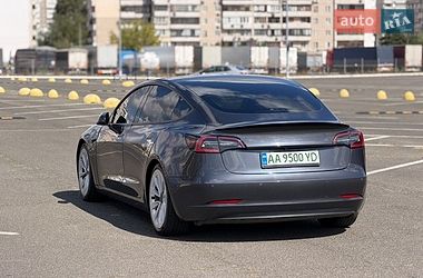 Седан Tesla Model 3 2018 в Киеве