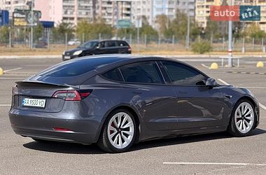 Седан Tesla Model 3 2018 в Киеве