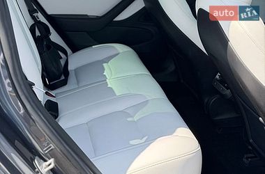 Седан Tesla Model 3 2018 в Киеве