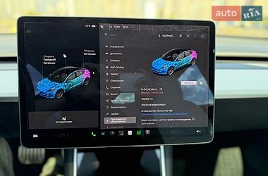 Седан Tesla Model 3 2018 в Киеве