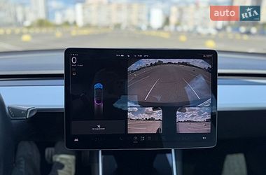 Седан Tesla Model 3 2018 в Киеве
