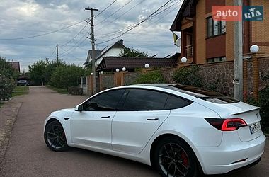 Седан Tesla Model 3 2023 в Житомирі