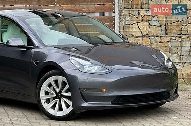 Седан Tesla Model 3 2023 в Стрые