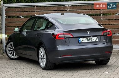Седан Tesla Model 3 2023 в Стрые