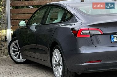 Седан Tesla Model 3 2023 в Стрые