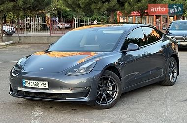 Седан Tesla Model 3 2022 в Одессе