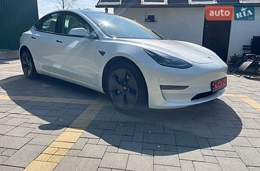 Седан Tesla Model 3 2023 в Моршине