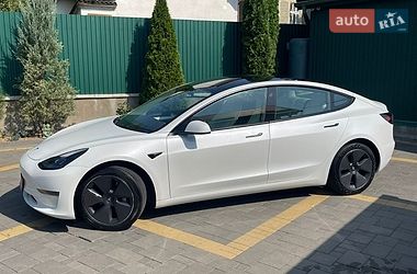 Седан Tesla Model 3 2023 в Моршине