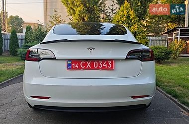 Седан Tesla Model 3 2023 в Василькове