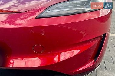 Седан Tesla Model 3 2024 в Києві