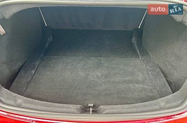 Седан Tesla Model 3 2024 в Києві