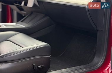 Седан Tesla Model 3 2022 в Києві