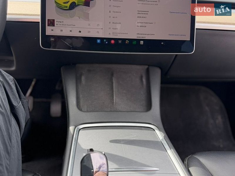 Седан Tesla Model 3 2022 в Києві