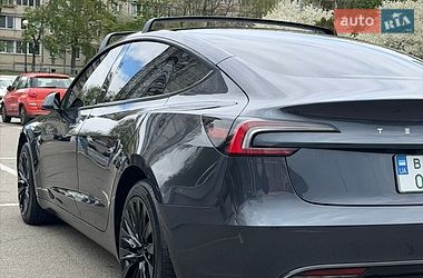 Седан Tesla Model 3 2024 в Киеве фото 8 Седан Tesla Model 3 2024 в Киеве