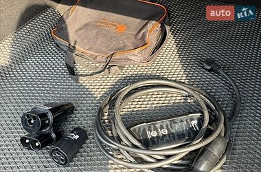 Седан Tesla Model 3 2022 в Киеве