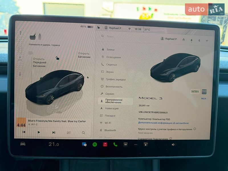 Седан Tesla Model 3 2024 в Одесі