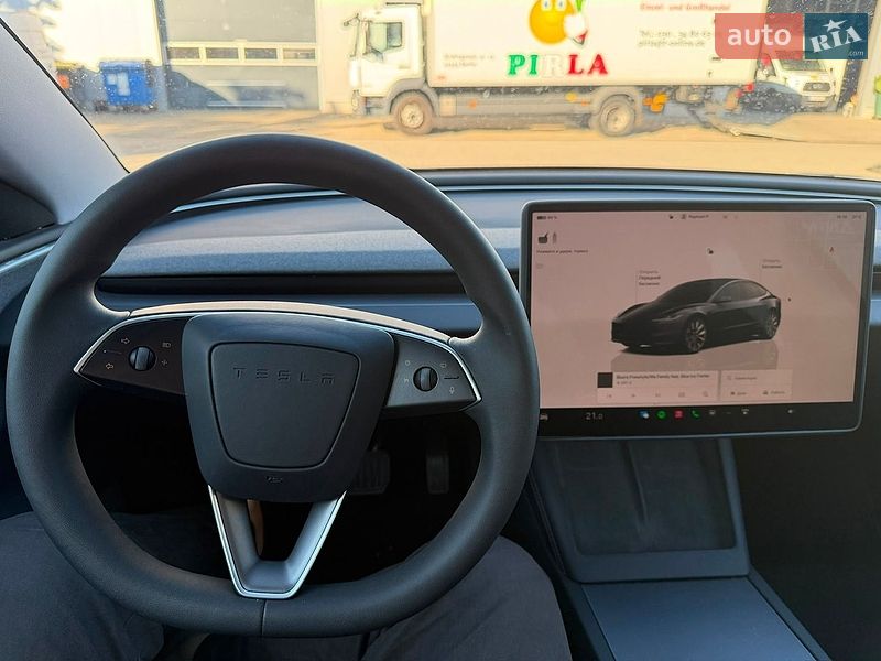 Седан Tesla Model 3 2024 в Одесі
