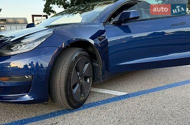 Седан Tesla Model 3 2020 в Дніпрі