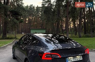 Седан Tesla Model 3 2022 в Чернігові