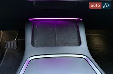 Седан Tesla Model 3 2022 в Чернігові