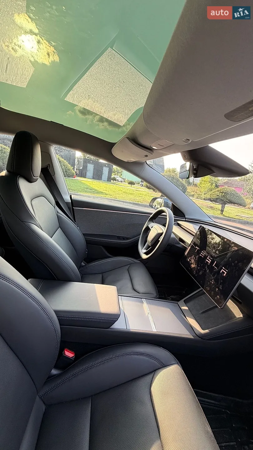 2025 Tesla Model 3 - мініатюра 35