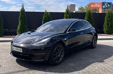 Седан Tesla Model 3 2019 в Днепре