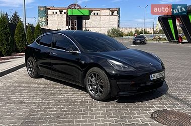 Седан Tesla Model 3 2019 в Днепре