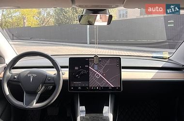 Седан Tesla Model 3 2019 в Днепре
