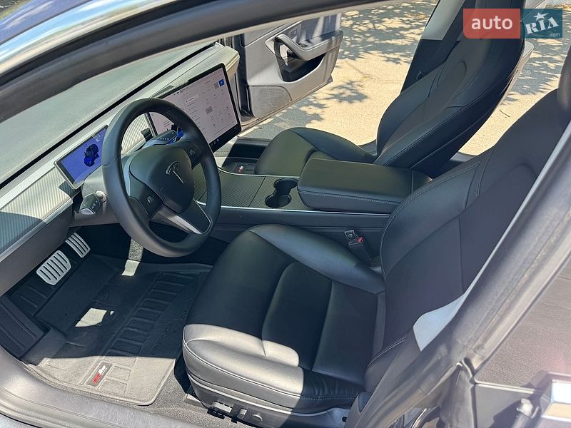 Седан Tesla Model 3 2020 в Миколаєві