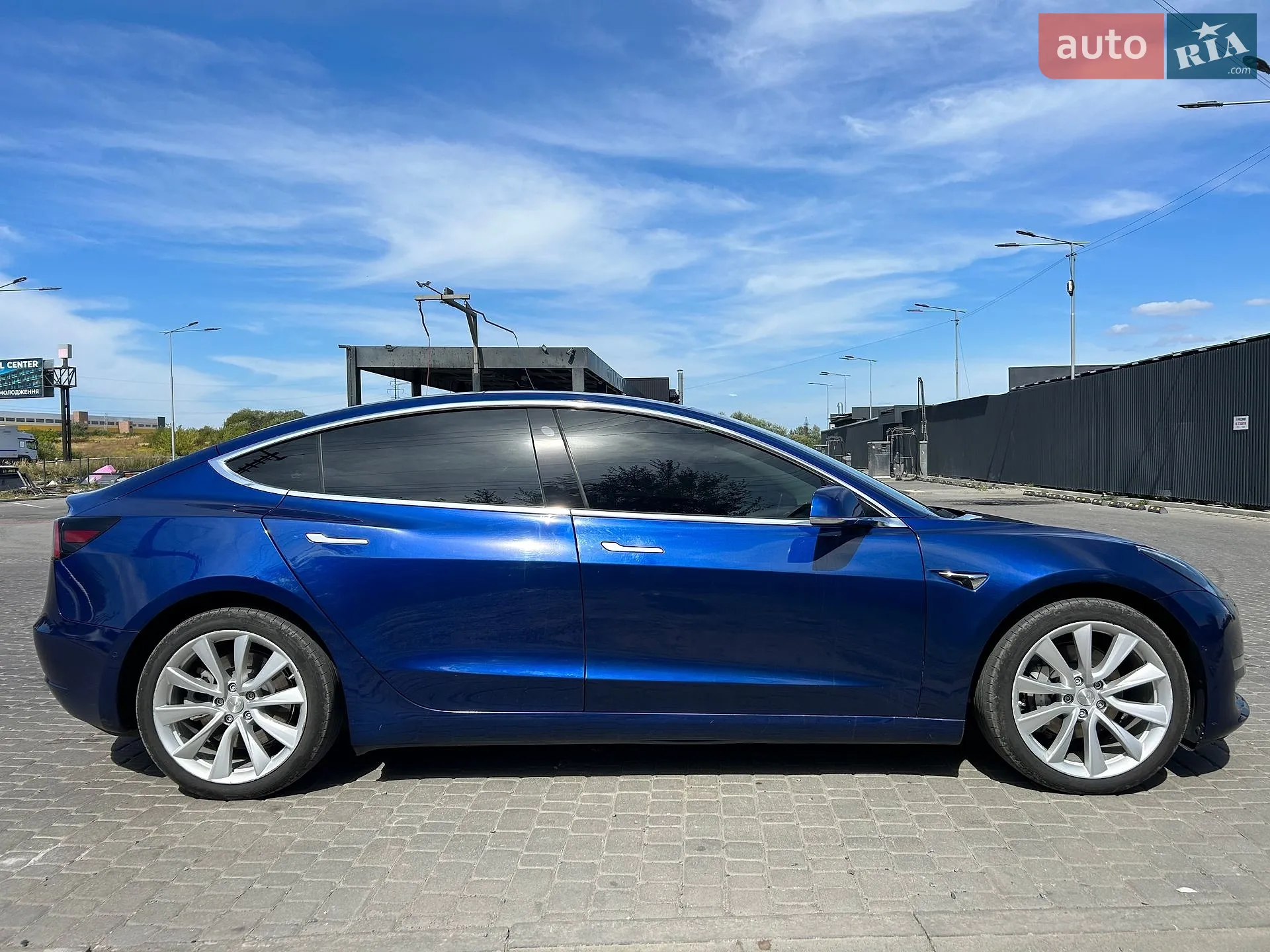 2019 Tesla Model 3 - мініатюра 2
