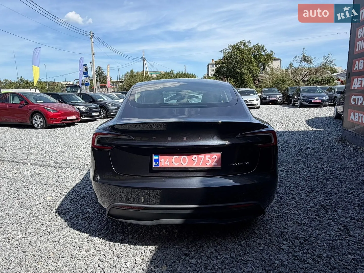 2025 Tesla Model 3 - мініатюра 6