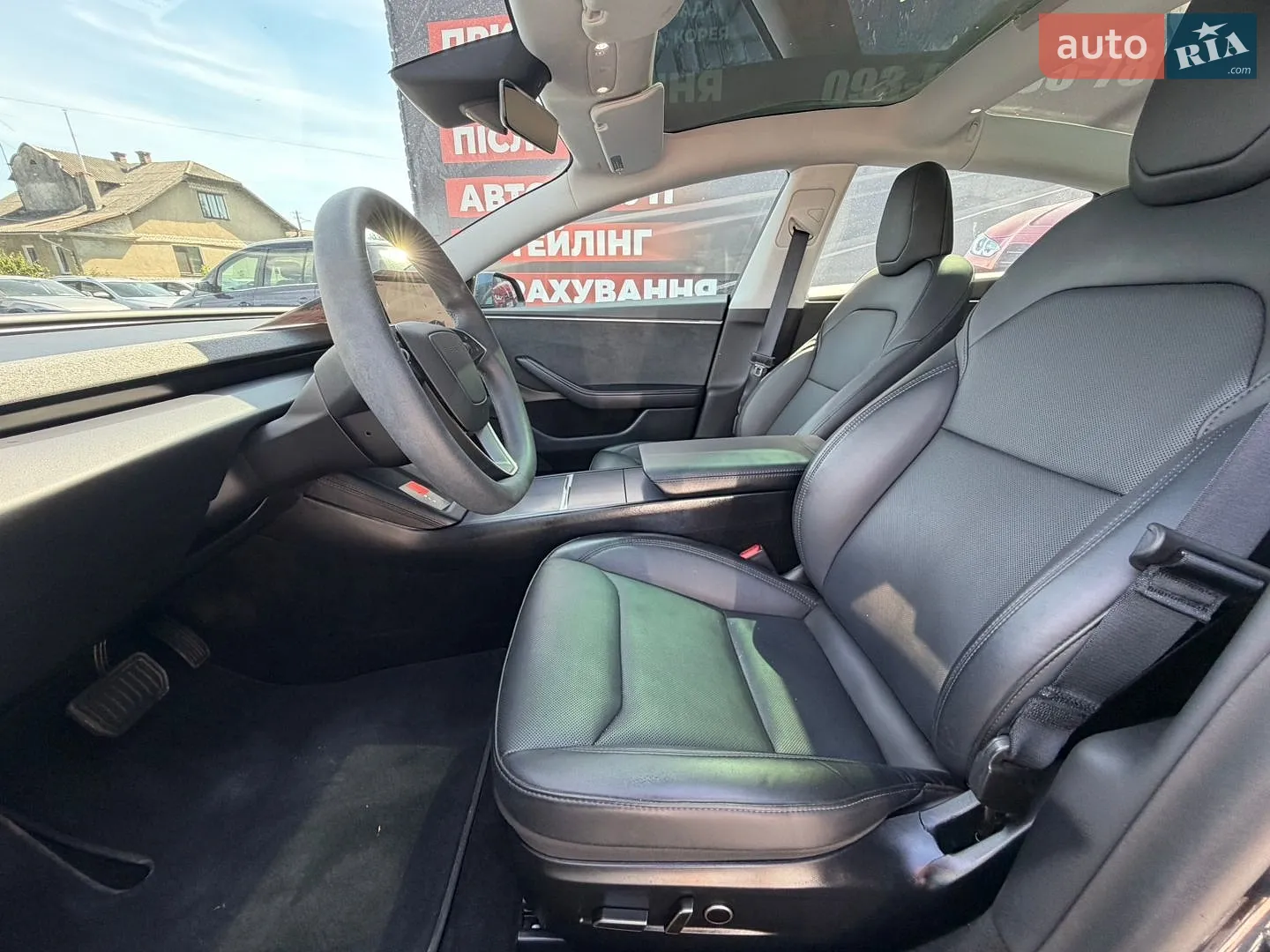 2025 Tesla Model 3 - мініатюра 14