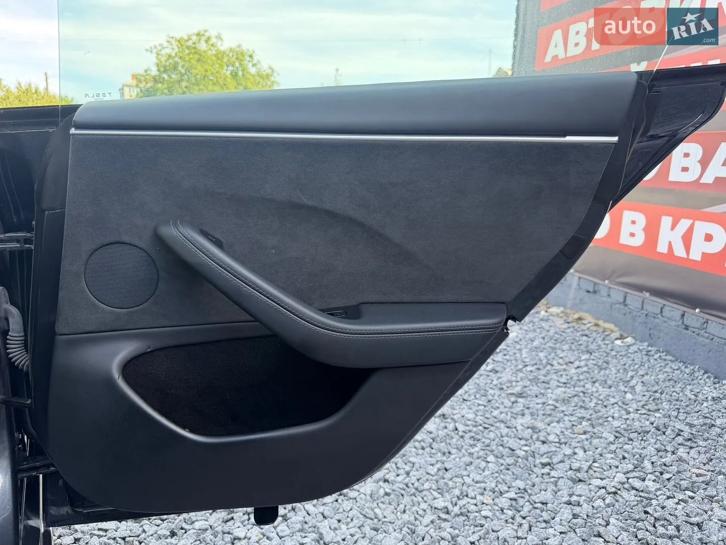 2025 Tesla Model 3 - мініатюра 18