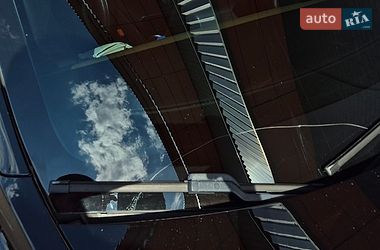 Седан Tesla Model 3 2019 в Луцке