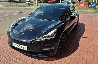 Седан Tesla Model 3 2019 в Луцке