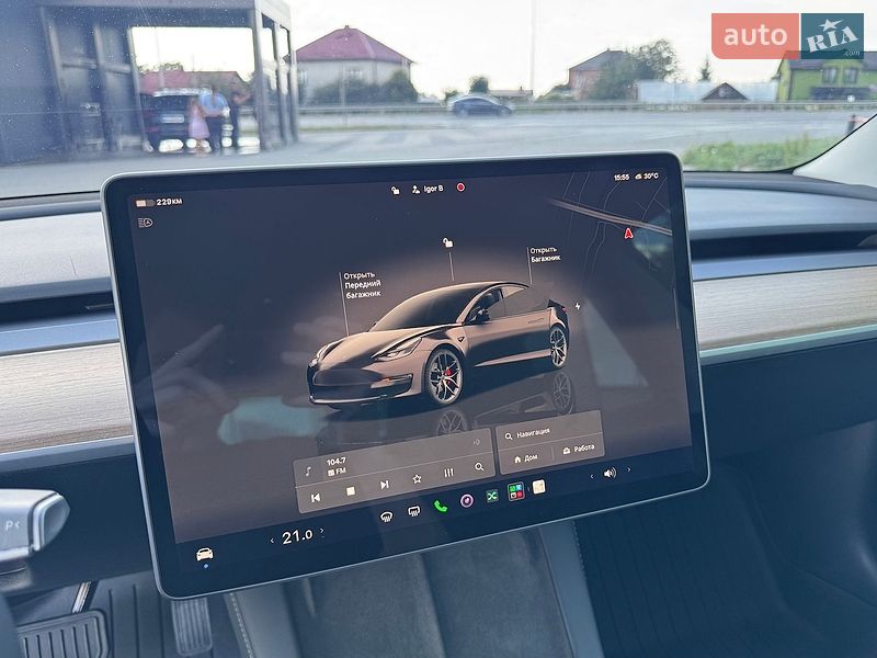 Седан Tesla Model 3 2023 в Львове
