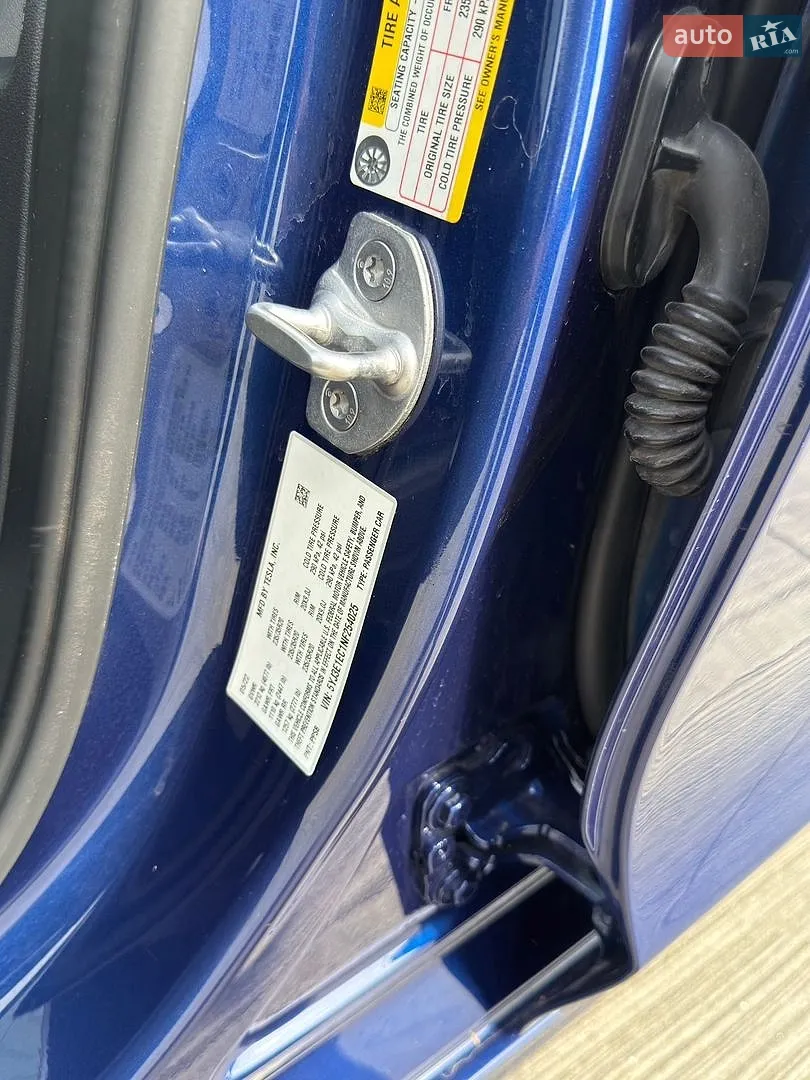2022 Tesla Model 3 - мініатюра 13
