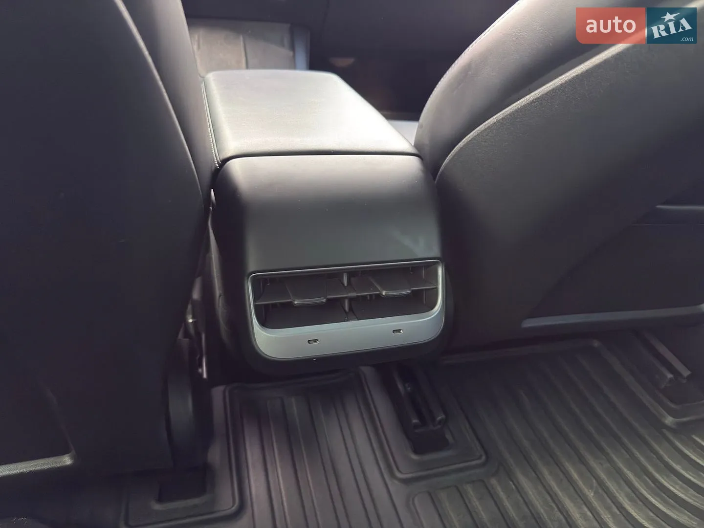 2022 Tesla Model 3 - мініатюра 23