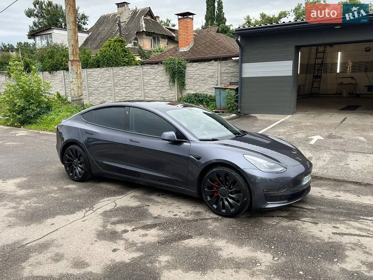 2021 Tesla Model 3 - фото 1