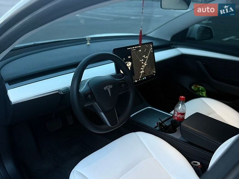 Седан Tesla Model 3 2022 в Белой Церкви