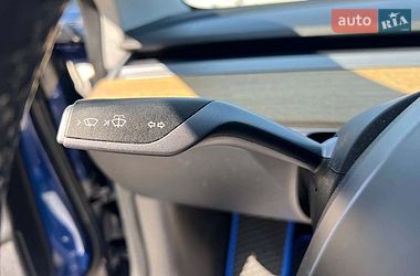 Седан Tesla Model 3 2019 в Львове