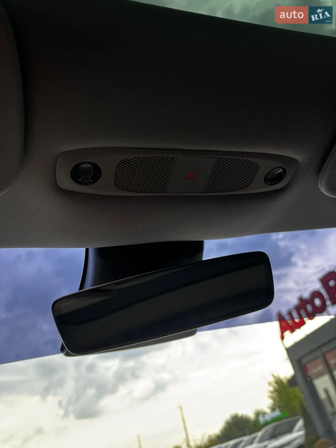 2019 Tesla Model 3 - мініатюра 31