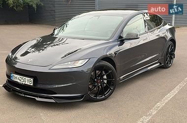 Седан Tesla Model 3 2024 в Одессе