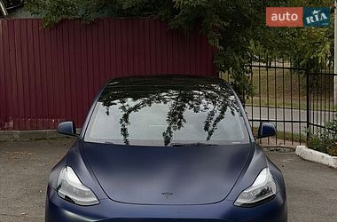 Седан Tesla Model 3 2022 в Киеве