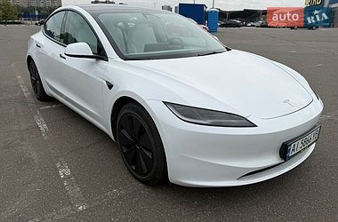 Седан Tesla Model 3 2023 в Киеве