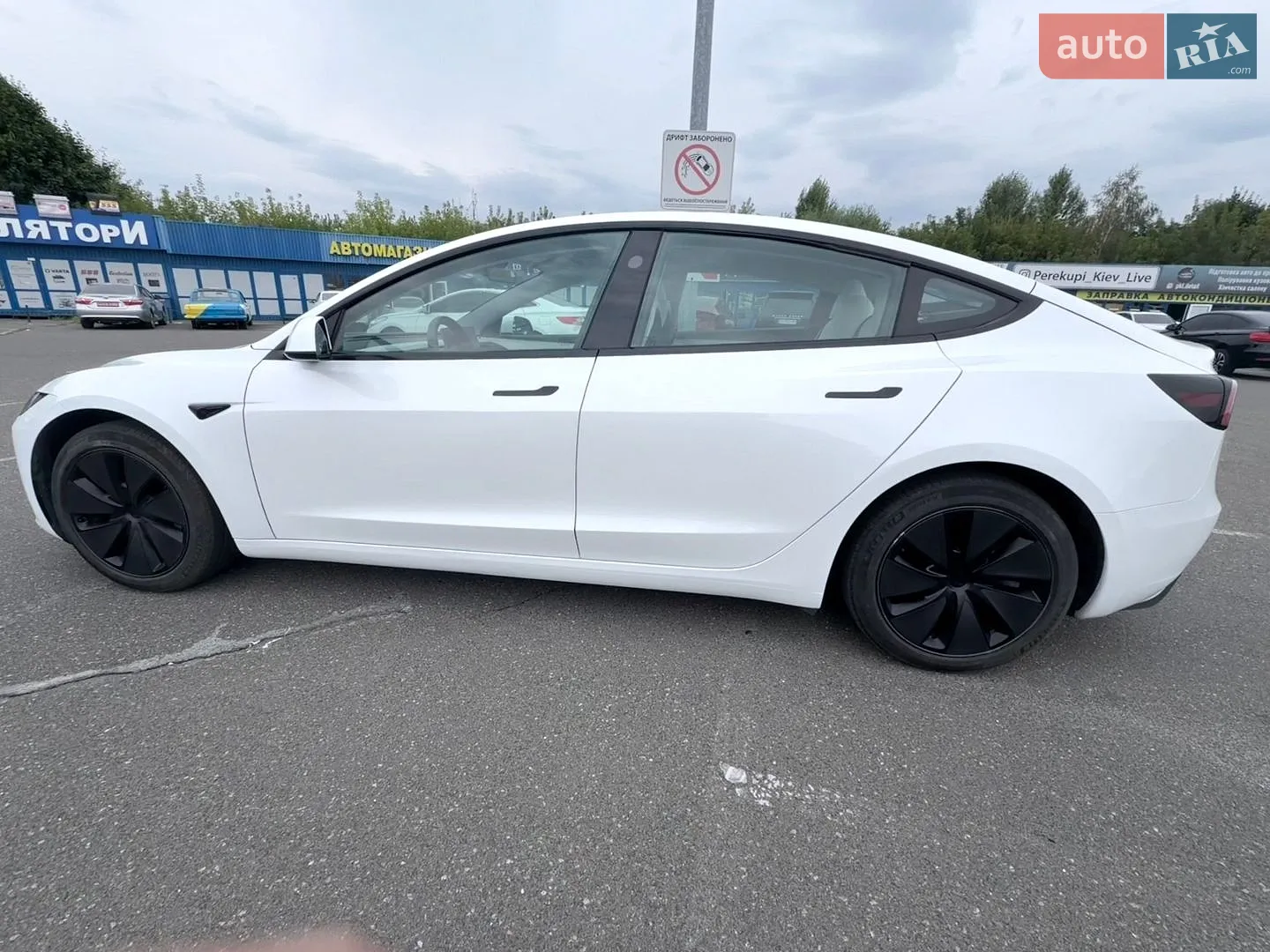 2024 Tesla Model 3 - мініатюра 5