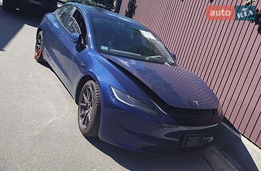 Седан Tesla Model 3 2025 в Києві